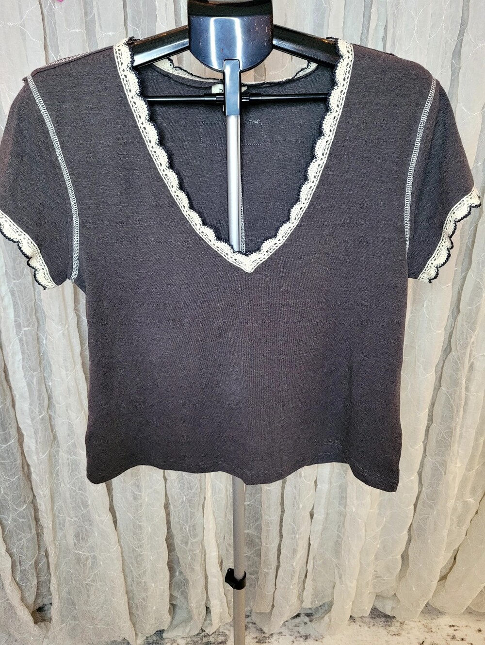 POL Charcoal Gray Short-Sleeve V-Neck Top with Cream Lace Crochet Trim
